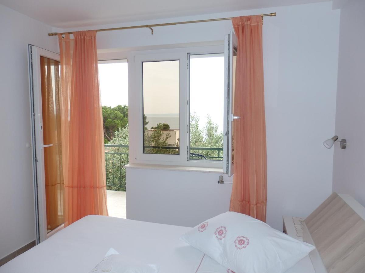 Apartmani Stipan Brela Bagian luar foto