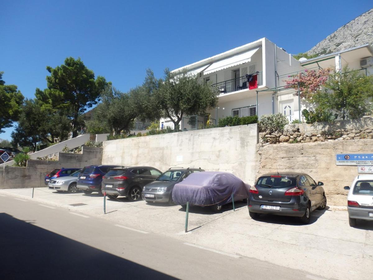 Apartmani Stipan Brela Bagian luar foto