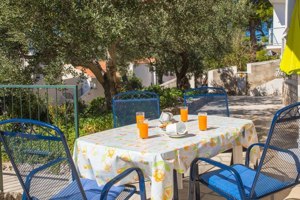 Apartmani Stipan Brela Bagian luar foto