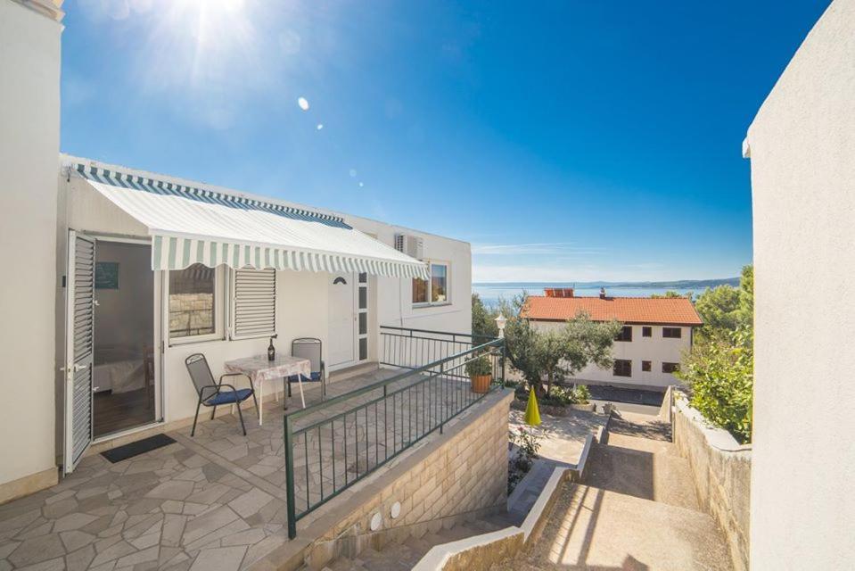 Apartmani Stipan Brela Bagian luar foto