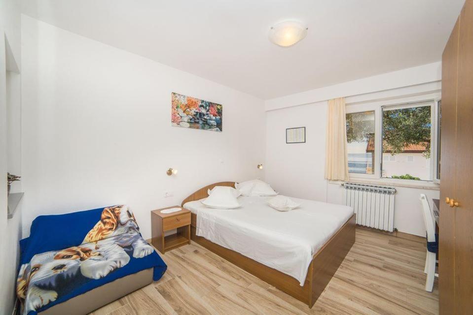 Apartmani Stipan Brela Bagian luar foto
